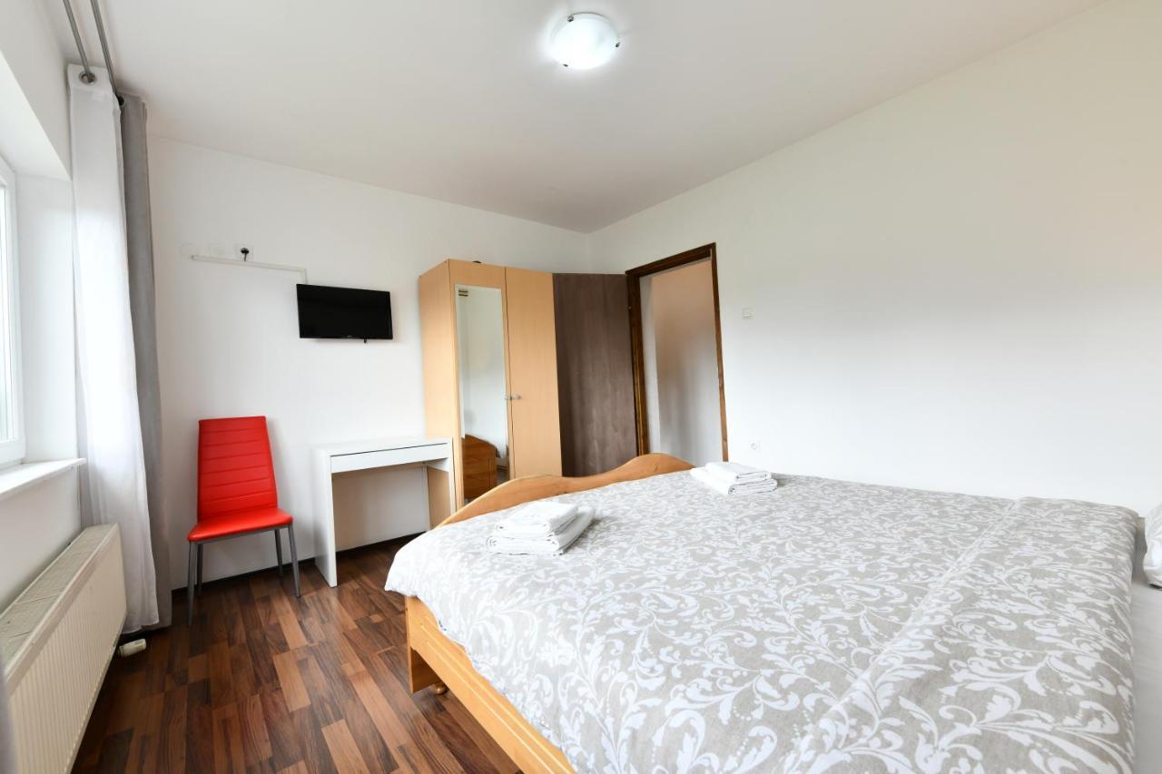 Apartment Marija Zupan Rakovica Exterior photo
